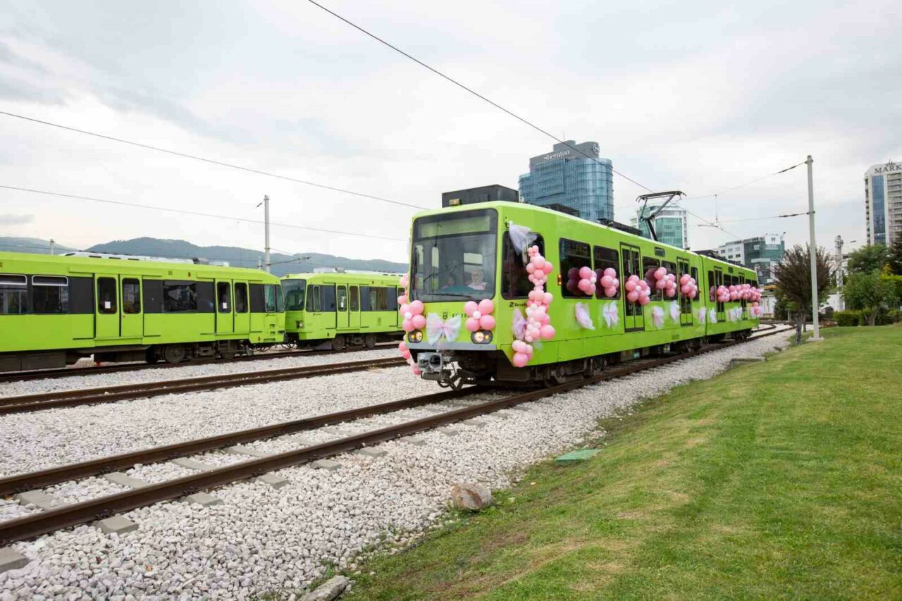 BURSA BÜYÜKŞEHİR BELEDİYESİ İŞTİRAKLERİNDEN BURULAŞ, ‘MEME KANSERİ FARKINDALIK AYI’ ETKİNLİKLERİ