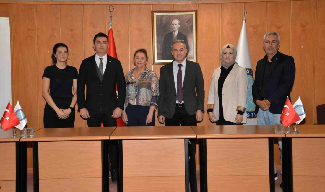 BUÜ’nün geri dönüşüm seferberliği devam ediyor DOĞAL KAYNAKLARIN KORUNMASI VE SÜRDÜRÜLEBİLİRLİĞİN SAĞLANMASI AMACIYLA ÇALIŞMALARINA DEVAM EDEN