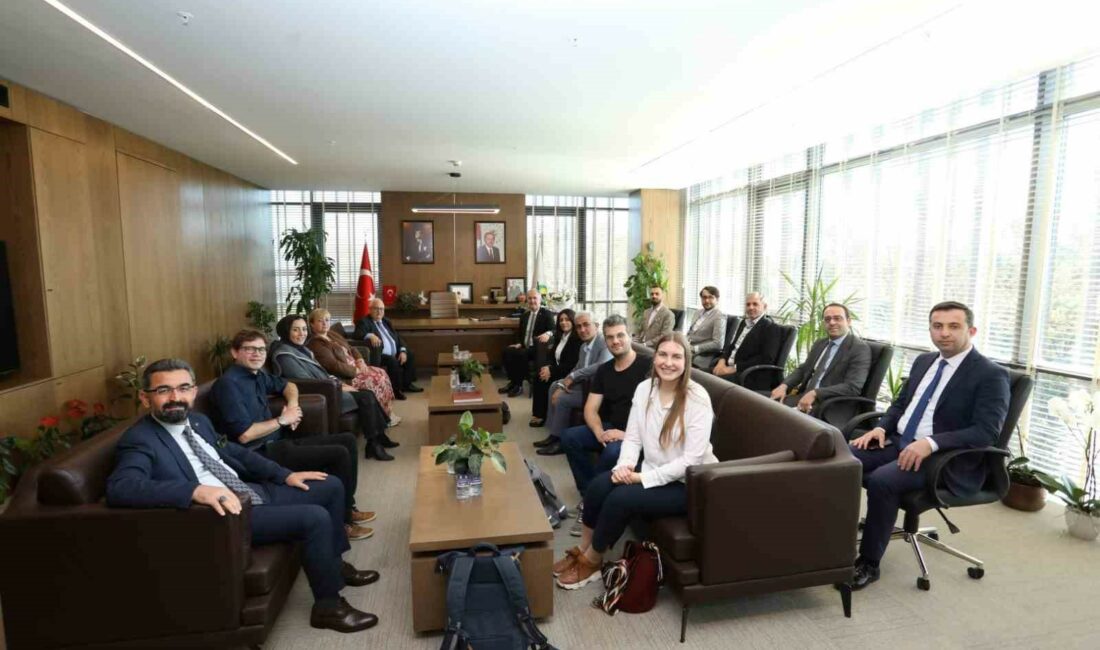 Cenon heyeti kardeşliği resmiyete dökmek için İnegöl’de FRANSA’NIN BORDEAUX ŞEHRİNE BAĞLI CENON BELEDİYESİ BAŞKAN VE BÜROKRATLARI İNEGÖL