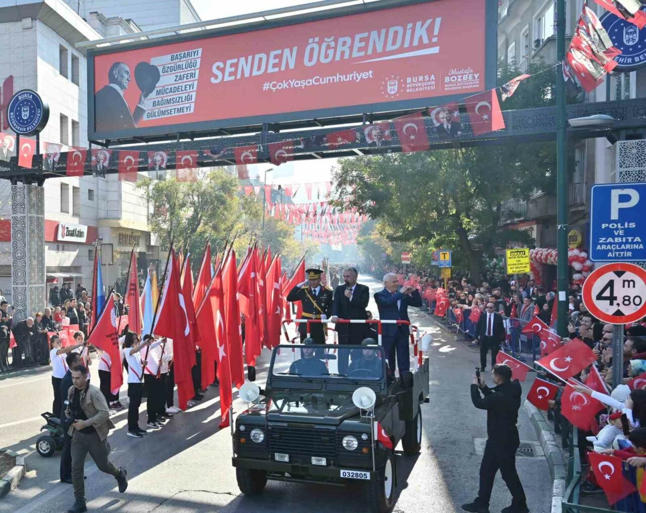 BURSA'DA 29 EKİM COŞKUSU YAŞANDI