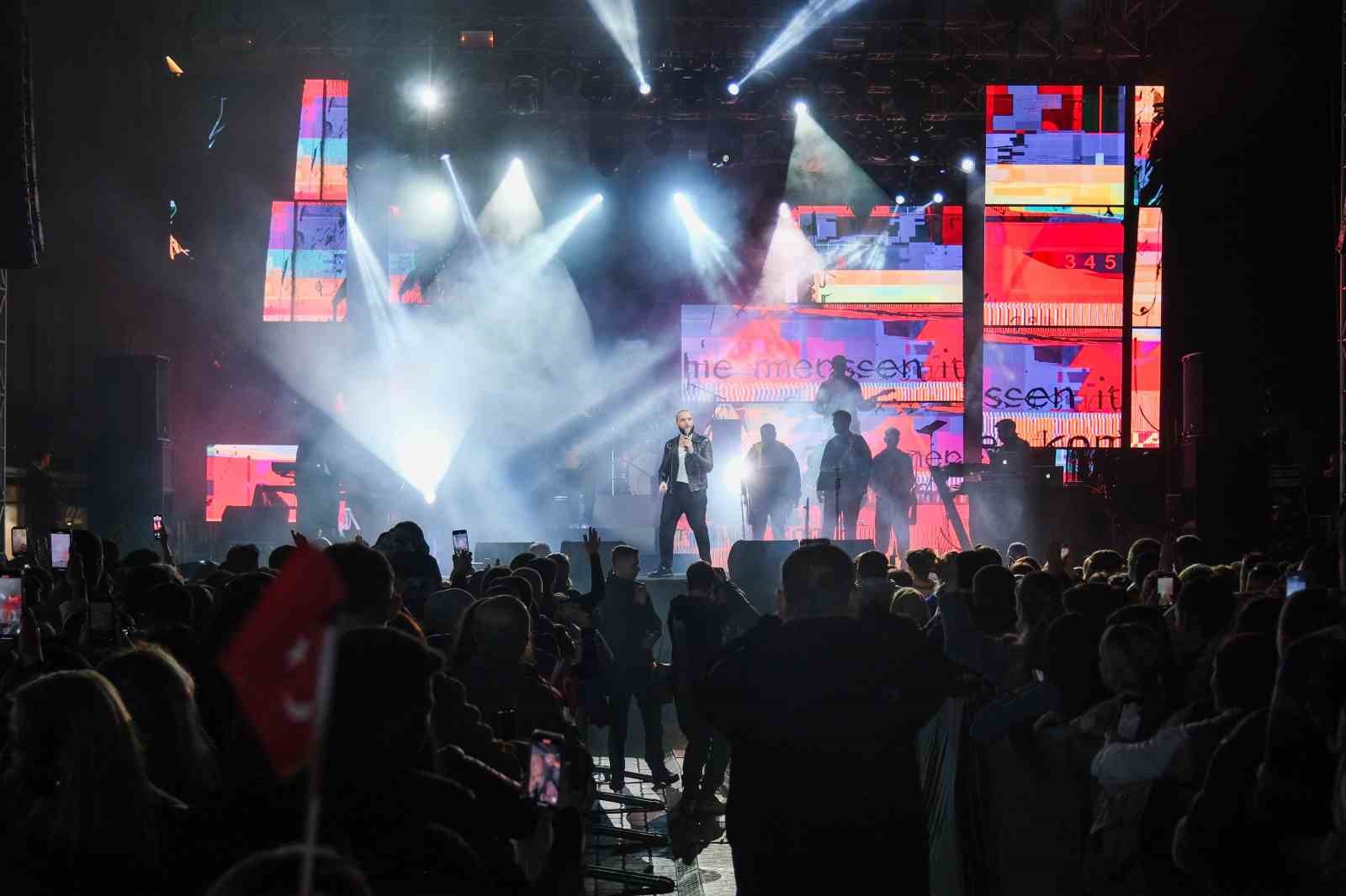 CUMHURİYETİN 101. YILINDA 1. YILINI KUTLAYAN DOWNTOWN YAŞAM VE EĞLENCE