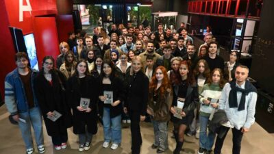 CUMHURİYETİMİZİN 101. KURULUŞ YILDÖNÜMÜ ÇERÇEVESİNDE ÜNİVERSİTE ÖĞRENCİLERİ İLE BULUŞAN DOSABSİAD