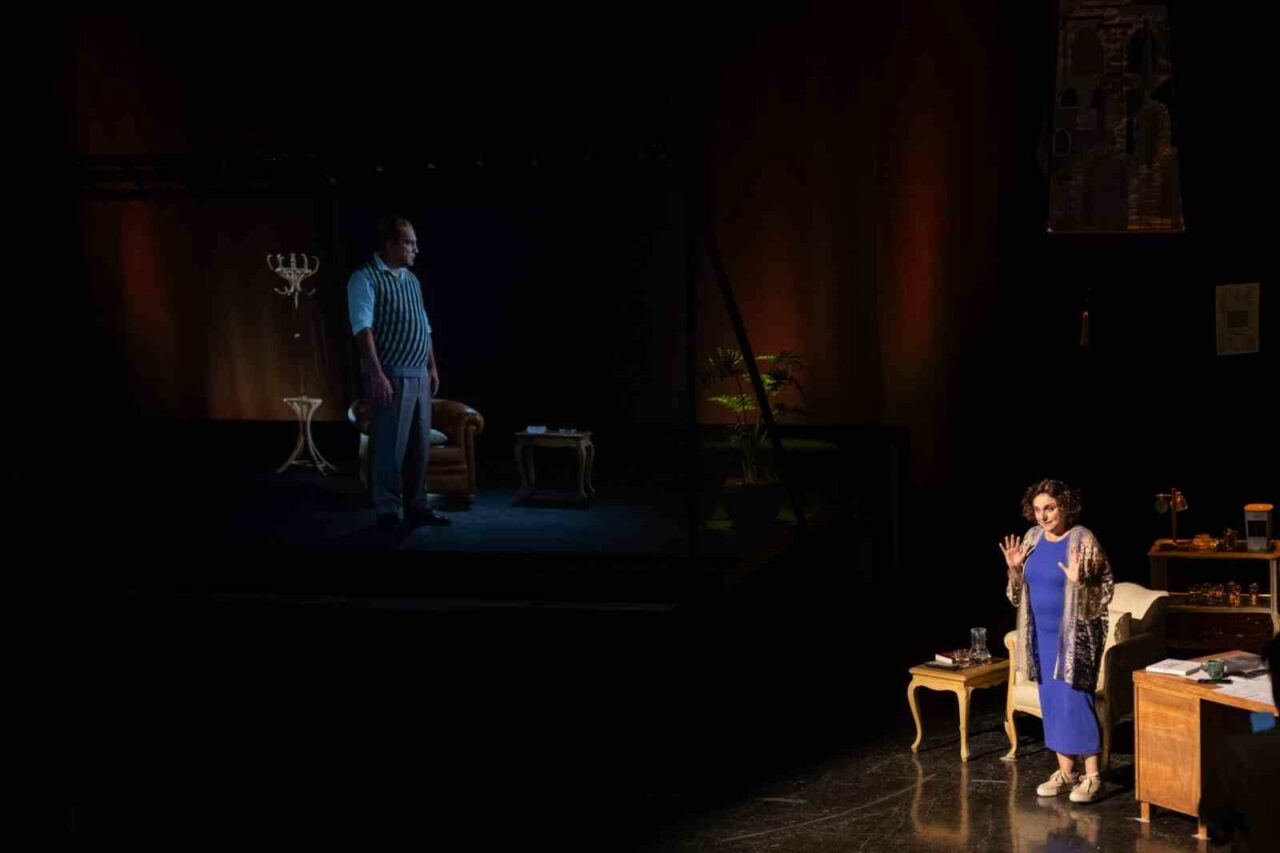 BURSA’DA, SAHNELENEN “KEŞKE” ADLI TİYATRO OYUNUNDA GAZİ MUSTAFA KEMAL ATATÜRK