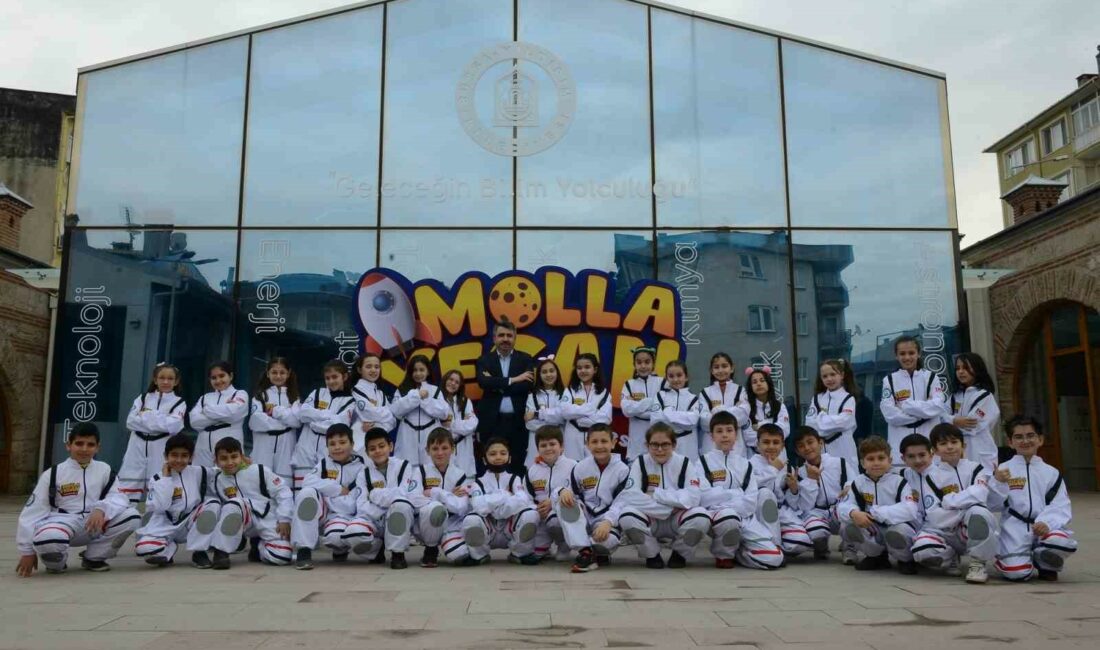 YILDIRIMLI ÇOCUKLAR MOLLA YEGAN ÇOCUK ÜNİVERSİTESİ’NDE UZAY YOLCULUĞUNA ÇIKARAK ASTRONOTLARIN