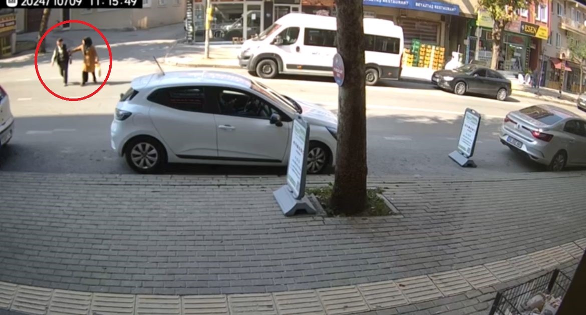 KAZA ANI KAMERAYA YANSIDI