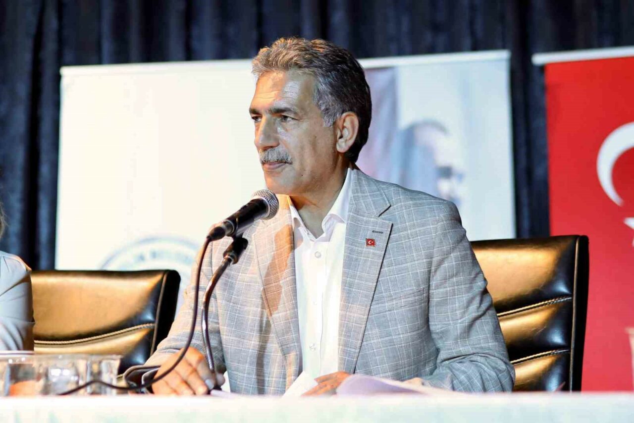 BURSA'NIN GEMLİK BELEDİYESİ 2025 YILI GELİR GİDER BÜTÇESİ, BELEDİYE MECLİSİNDE