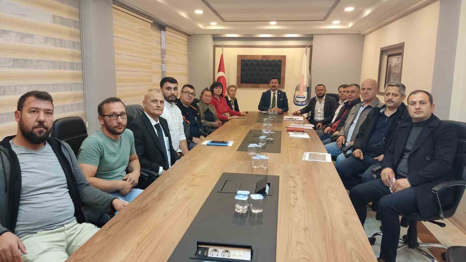 YENİŞEHİR BELEDİYE BAŞKANI ERCAN ÖZEL, İLÇEYE KAZANDIRILACAK HAYVAN BAKIM EVİ