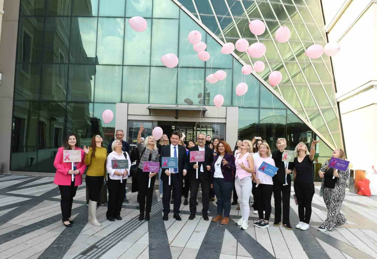 OSMANGAZİ BELEDİYESİ ‘MEME KANSERİ BİLİNÇLENDİRME VE FARKINDALIK AYI’ ETKİNLİKLERİ KAPSAMINDA,