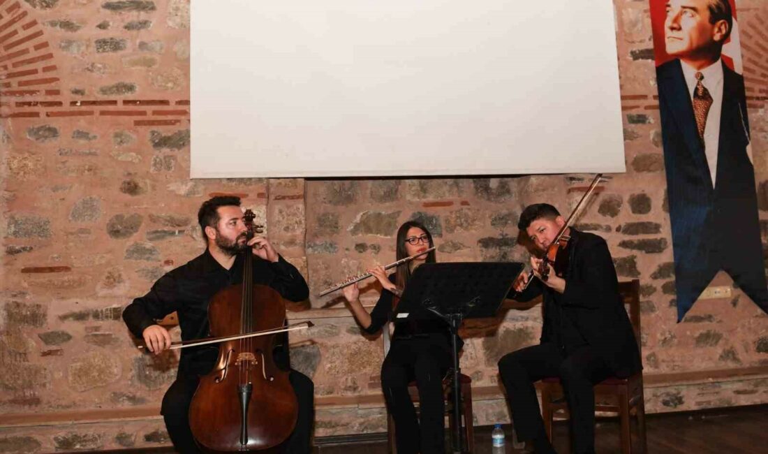 Klasik esintiler Osmangazi’de yankılandı OSMANGAZİ BELEDİYESİ’NİN KÜLTÜREL ETKİNLİKLER KAPSAMINDA DÜZENLEDİĞİ ODA ORKESTRASI KLASİK ESİNTİLER