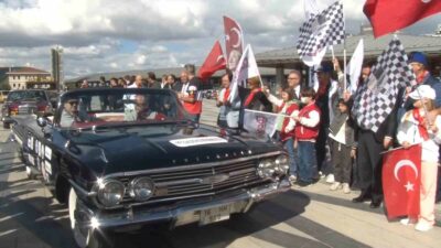 OSMANGAZİ BELEDİYESİ’NİN KATKILARIYLA HAZIRLANAN 12. KLASİK OTOMOBİL TURU BU YIL