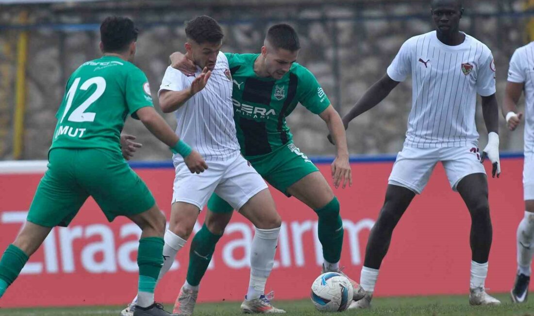 BURSA'NIN İNEGÖL İLÇESİNDE KAFKASSPOR İLE KUPA MAÇINDA OYNAYAN HATAYSPOR FUTBOLCUSU