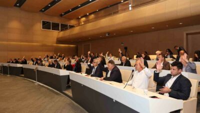 NİLÜFER BELEDİYESİ’NİN 2025 YILI PERFORMANS PROGRAMI VE BÜTÇESİ MECLİS TOPLANTISINDA