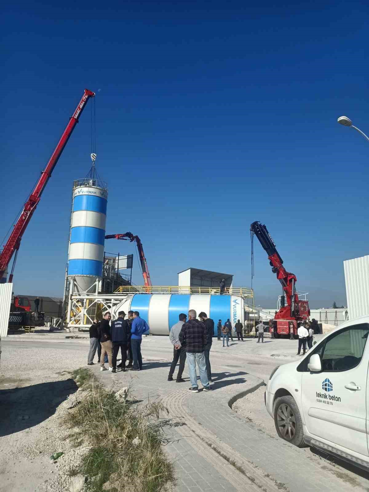 BURSA'NIN NİLÜFER İLÇESİNİN GÖBEĞİNE KAÇAK OLARAK KURULAN NİLÜFER BELEDİYESİ TARAFINDAN