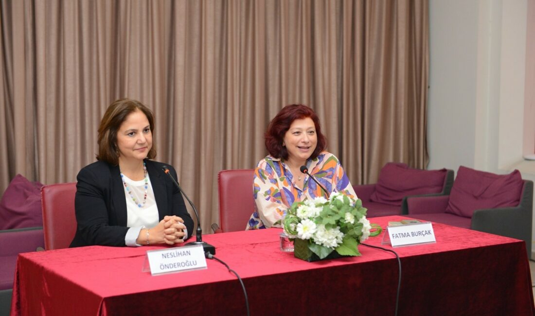 Ödüllü yazar Neslihan Önderoğlu Nilüfer’de okurlarıyla buluştu NİLÜFER BELEDİYESİ’NİN “EDEBİ KAZILAR” SÖYLEŞİLERİNİN EKİM AYI KONUĞU, ÖDÜLLÜ YAZAR