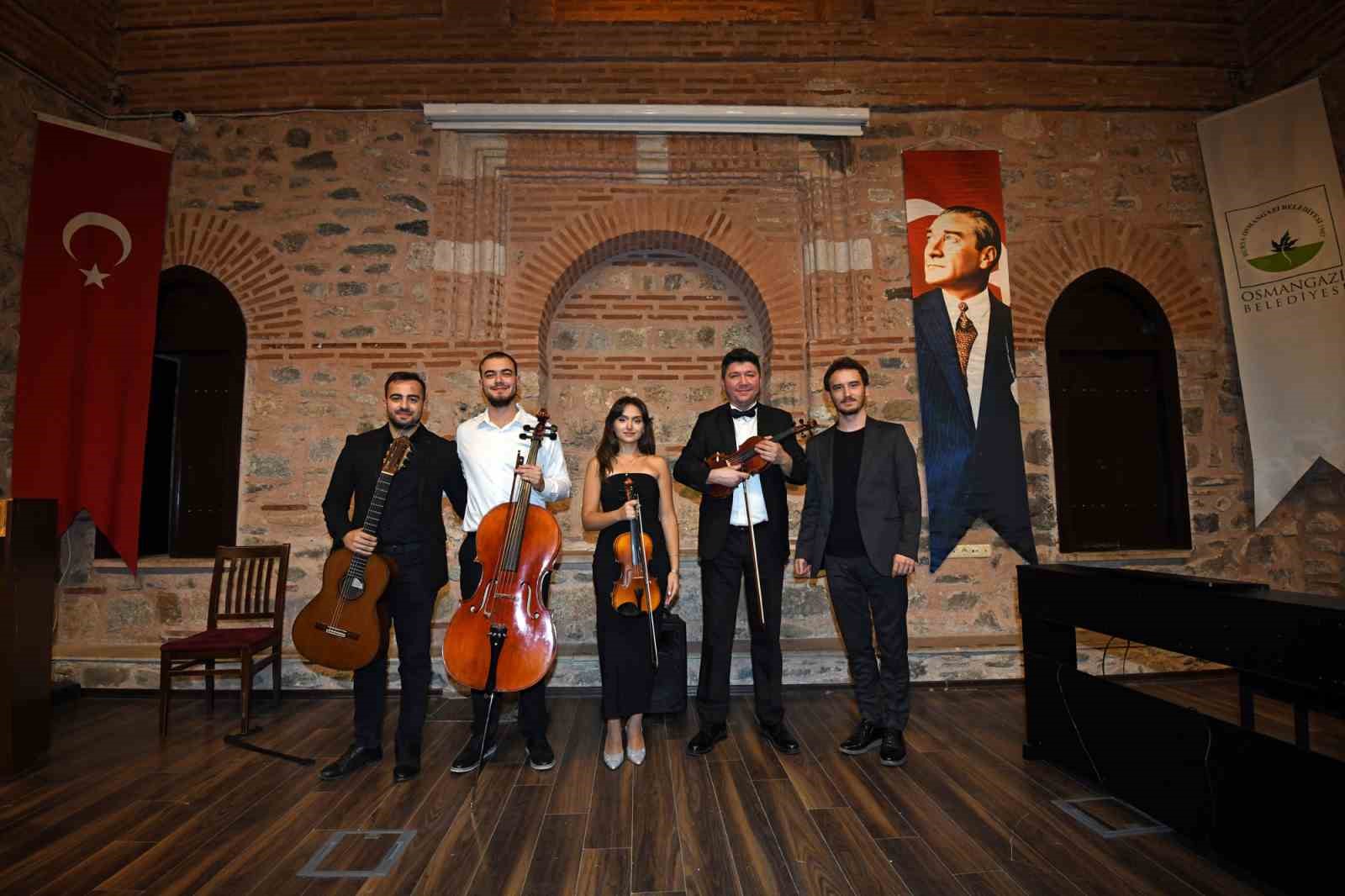 OSMANGAZİ BELEDİYESİ KÜLTÜR VE SANAT ETKİNLİKLERİNE HIZ KESMEDEN DEVAM EDİYOR.