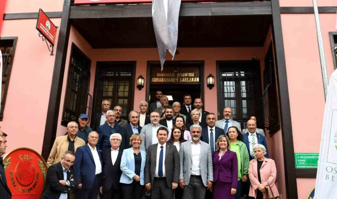 Osmangazi Kent Konseyi tarihi binada hizmete başladı OSMANGAZİ’NİN GELİŞİMİNE KATKI SAĞLAMAK, GÖNÜLLÜLÜK ESASINA GÖRE ŞEHRİN SORUNLARINI TESPİT