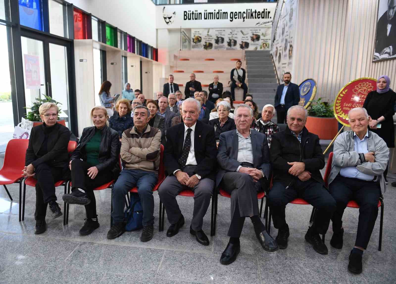 OSMANGAZİ BELEDİYESİ TARAFINDAN DÜZENLENEN ‘1 KİTAP 1 YAZAR’ BULUŞMALARI ETKİNLİĞİNİN