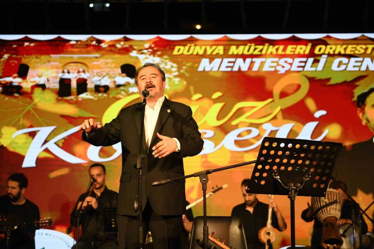 OSMANGAZİ BELEDİYESİ TARAFINDAN DÜZENLENEN ‘GÜZ KONSERLERİ’ KAPSAMINDA SAHNE ALAN MENTEŞELİ