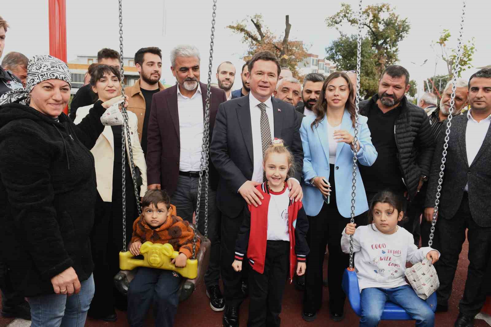 OSMANGAZİ BELEDİYESİ, HAMİTLER MAHALLESİNDE YAPIMI TAMAMLANAN İSMET PAŞA PARKI'NI DÜZENLENEN