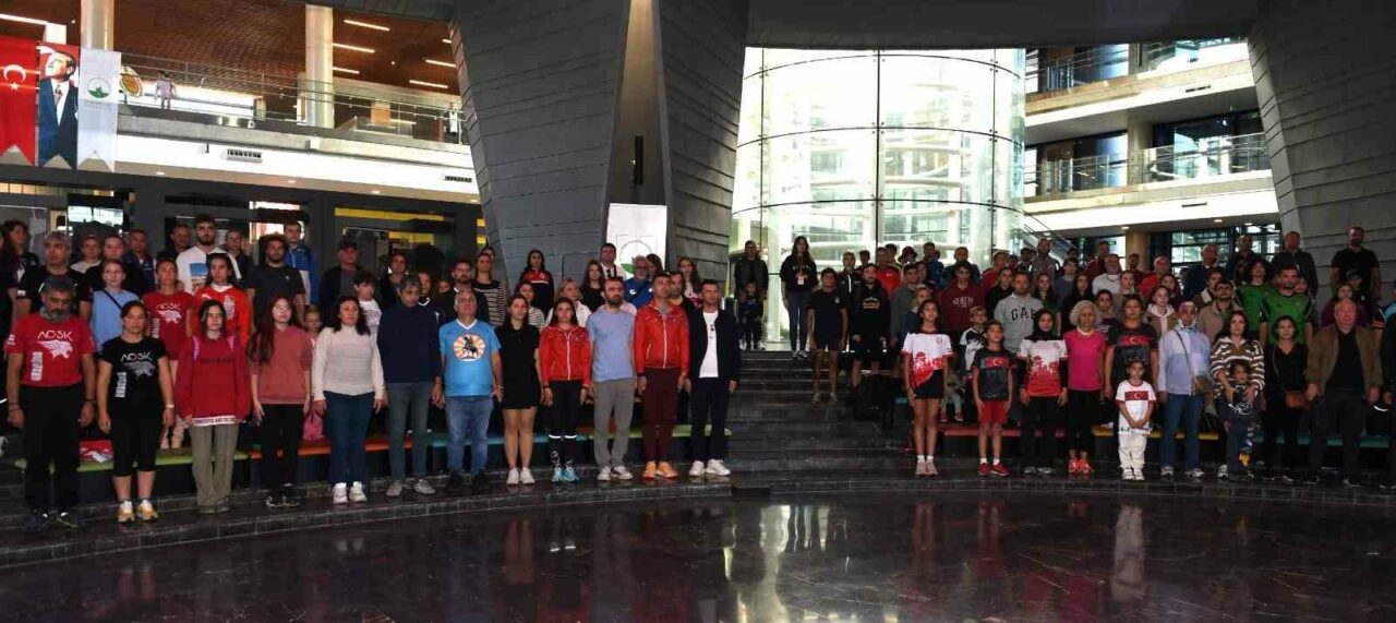 OSMANGAZİ BELEDİYESİ’NİN EV SAHİPLİĞİNDE ,7 ÜLKEDEN 457 SPORCUNUN KATILIMIYLA DÜZENLENEN