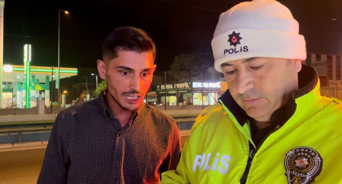 BURSA'DA ALKOL UYGULAMASINA TAKILAN BİR SÜRÜCÜ, HEM EHLİYETSİZ HEM DE
