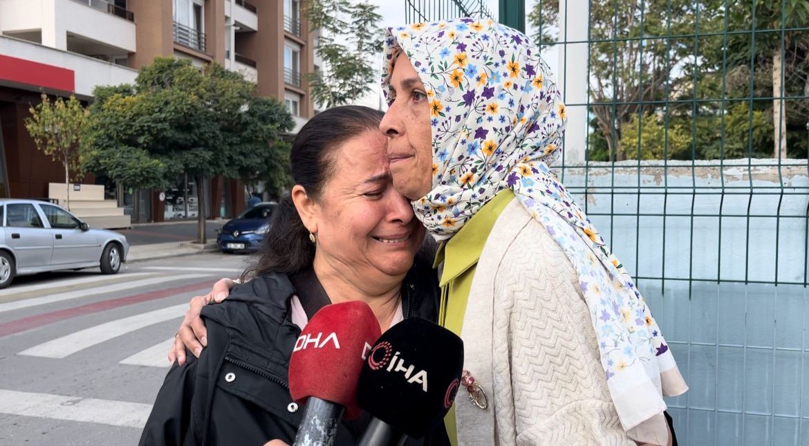 BURSA'DA ÖZEL EĞİTİM VEREN BİR OKULUN PENCERESİNDEN GİZLİ ÇEKİLİP SOSYAL