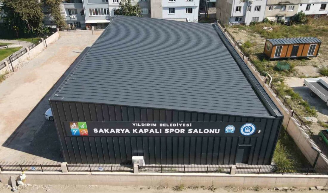 YILDIRIM BELEDİYESİ’NİN SAKARYA MAHALLESİ’NE 2 BİN METREKARELİK ALANA KAZANDIRDIĞI ÇOK