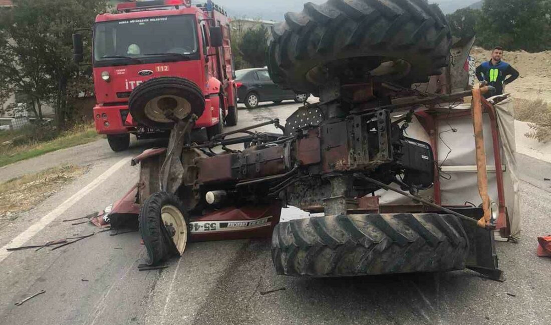 Servisten indirilen öğrencilerin bindiği traktör kaza yaptı: 6 yaralı BURSA’DA SERVİS ARACINDAN İNDİRİLEN ÖĞRENCİLERİN OTOSTOP ÇEKEREK BİNDİĞİ TRAKTÖR KAZA