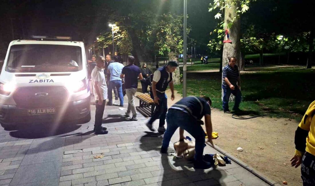 Seyyar satıcılara şok baskın OSMANGAZİ BELEDİYESİ ZABITA MÜDÜRLÜĞÜ EKİPLERİ, VATANDAŞLARDAN GELEN ŞİKAYETLER ÜZERİNE ÇARŞAMBA