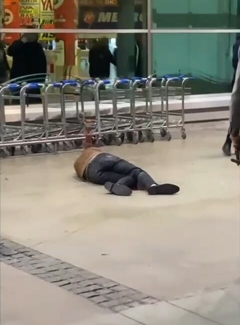 TAZMİNATINI VERMEYEN PATRONUNU SİLAHLA VURDU