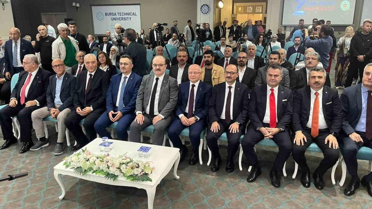 TÜRK DÜNYASI YÖRÜK TÜRKMEN BİRLİĞİ TARAFINDAN İLK DEFA DÜZENLENEN 'TÜRK