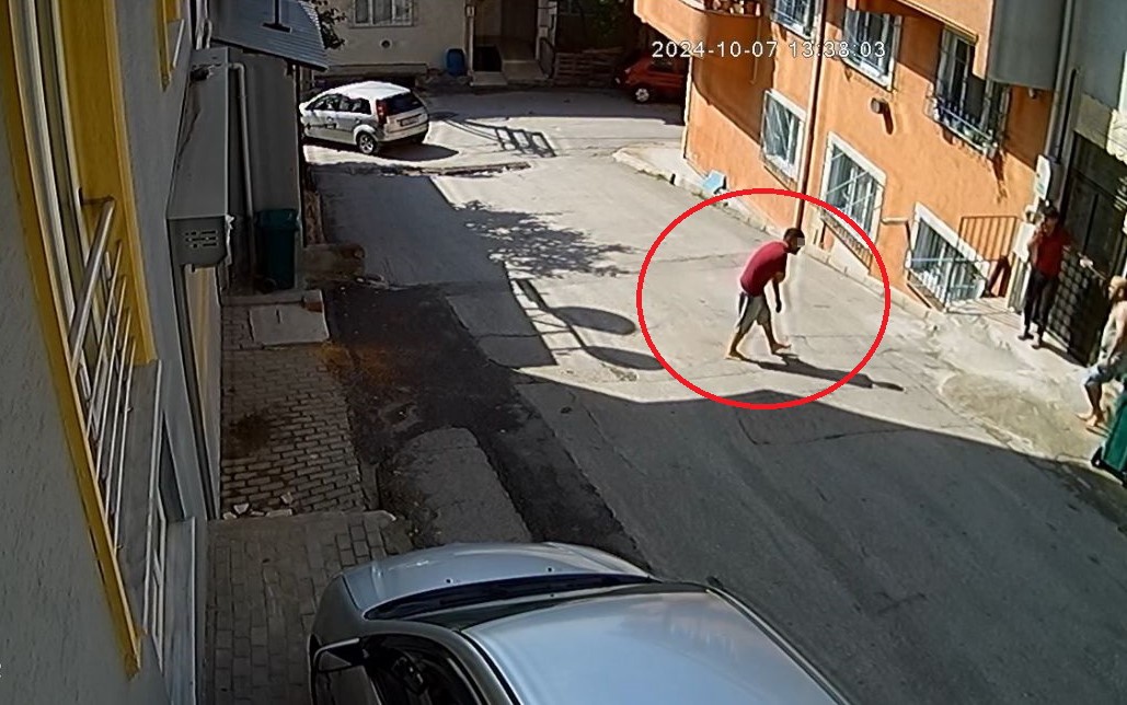 BURSA'NIN OSMANGAZİ İLÇESİNDE İDDİAYA GÖRE EVDE UYUŞTURUCU KULLANIP KAVGAYA TUTUŞAN