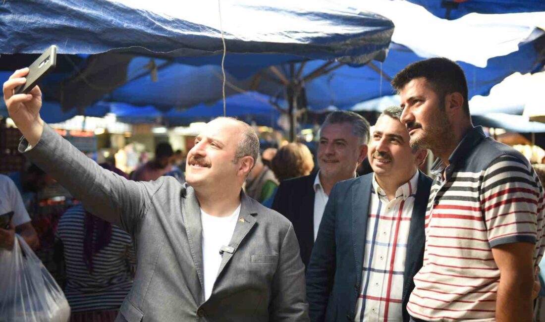 Varank ve Yılmaz pazarcı esnafı ile buluştu BURSA'DA YILDIRIM BELEDİYE BAŞKANI OKTAY YILMAZ, AK PARTİ BURSA MİLLETVEKİLİ