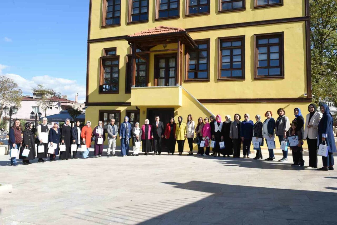 YILDIRIM BELEDİYESİ, KURDUĞU GÜLÇİÇEK HATUN KADIN GİRİŞİM ÜRETİM VE İŞLETME