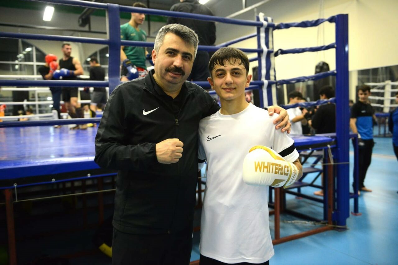 YILDIRIM BELEDİYESİ, GENÇLERİ VE ÇOCUKLARI SPORLA BULUŞTURMAYA DEVAM EDİYOR.