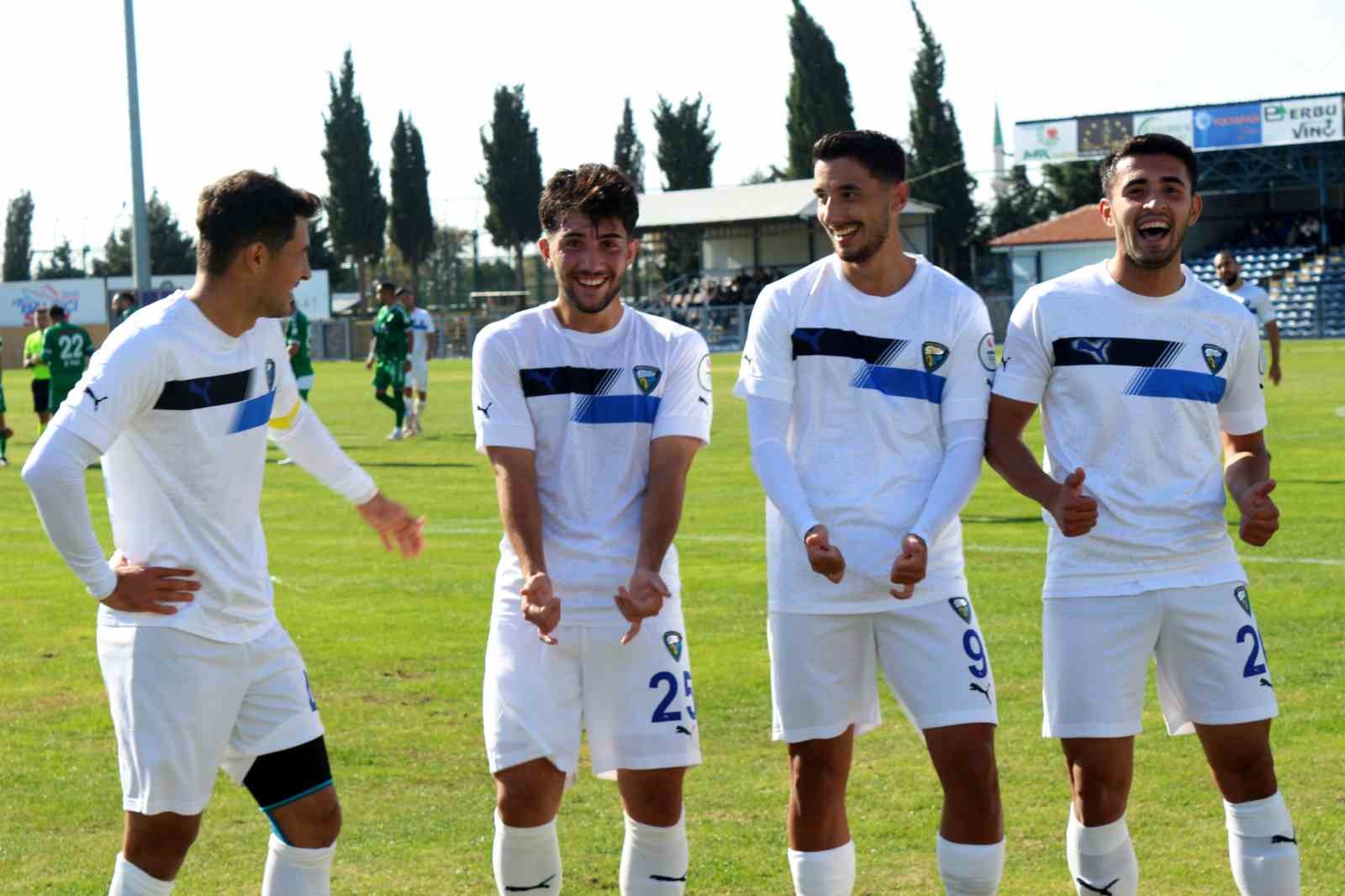 ZİRAAT TÜRKİYE KUPASI 3'ÜNCÜ TUR MAÇINDA KARACABEY BELEDİYESPOR, SAHASINDA KONUK