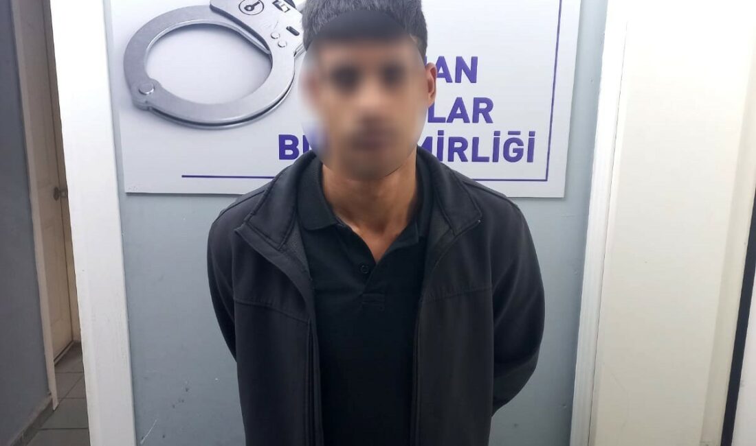 15 yıl hapis cezasıyla aranan şüpheli polis operasyonuyla yakalandı BURSA'DA HIRSIZLIK SUÇLARINDAN 15 YIL 1 AY KESİNLEŞMİŞ HAPİS