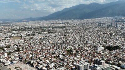 İnşaat Müteahhitleri Sanayici ve İş İnsanları Derneği (İMSİAD) Başkanı Şeref