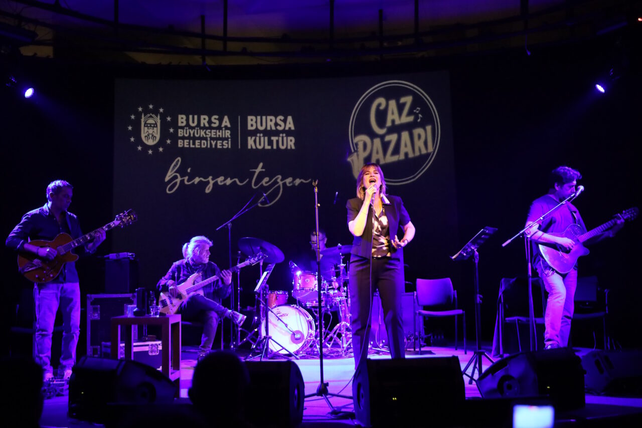 Bursa Büyükşehir Belediyesi tarafından düzenlenen ‘Caz Pazarı’ konserlerinin son konuğu,