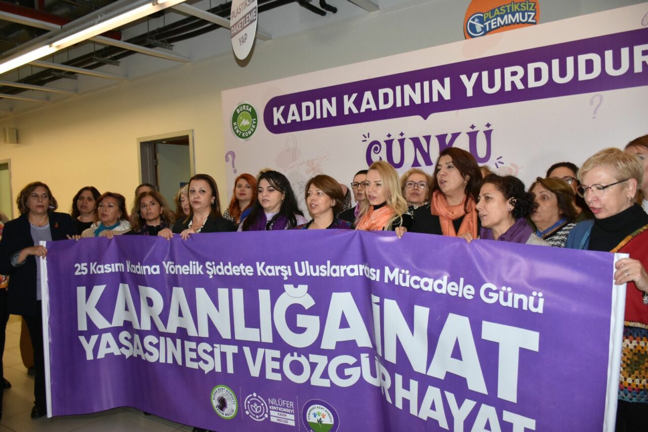 Kadınlar toplumsal eşitsizliğe ve şiddete karşı sesini yükseltiyor Bursa Kent Konseyi Kadın Meclisi, Nilüfer Kent Konseyi Kadın Meclisi