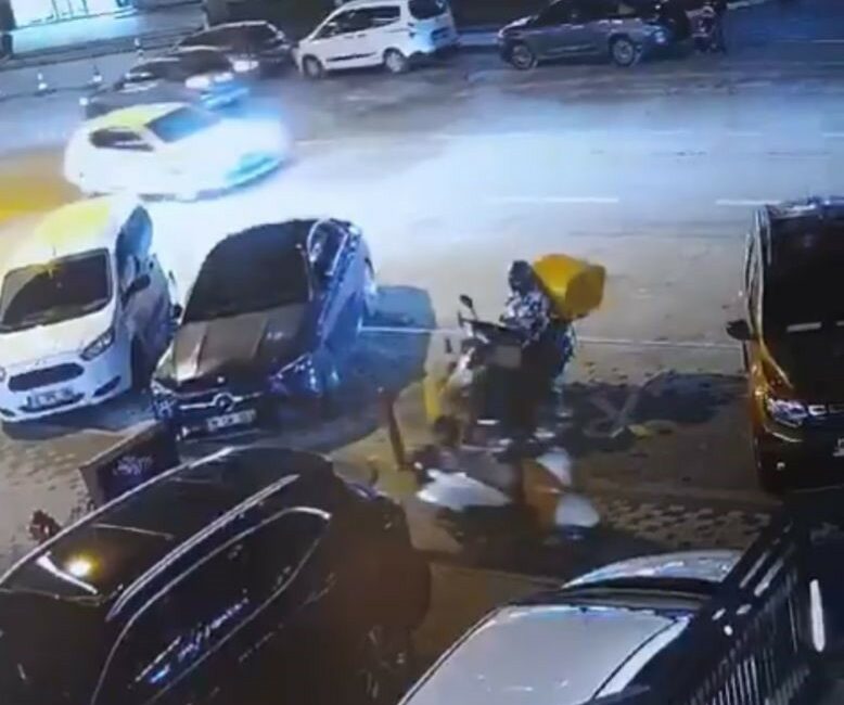 41 suç kaydı olan şüpheli çaldığı bisikletle gelip motosiklet çaldı 41 SUÇ KAYDI OLAN ŞÜPHELİ, ÇALDIĞI BİSİKLETLE GELİP MOTOSİKLET ÇALDI