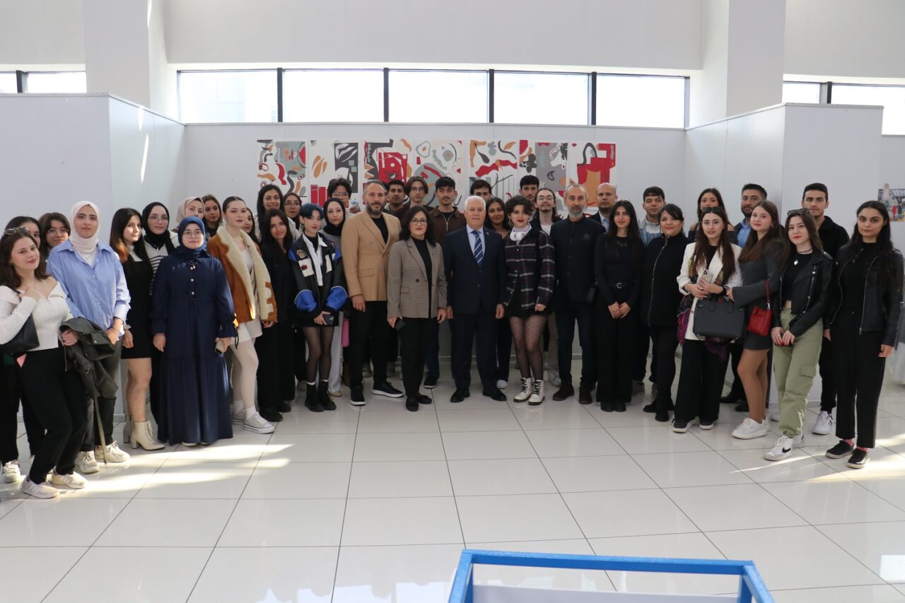 Bursa 5. Mimarlık Festivaline yoğun ilgi TMMOB Mimarlar Odası Bursa Şubesi tarafından geleneksel olarak her yıl