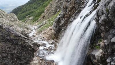 Bursa’da 200 kilometre kat ettikten sonra Marmara Denizi’ne zehir akıtan