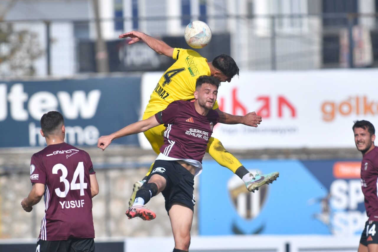 TFF 2. Ligde İnegölspor sahasında ağırladığı Beykoz Anadolu Spor A.Ş.