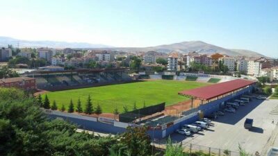 Pazar günü saat 14.00’te oynanacak Kırşehir FSK-Bursaspor maçında yeşil beyazlı