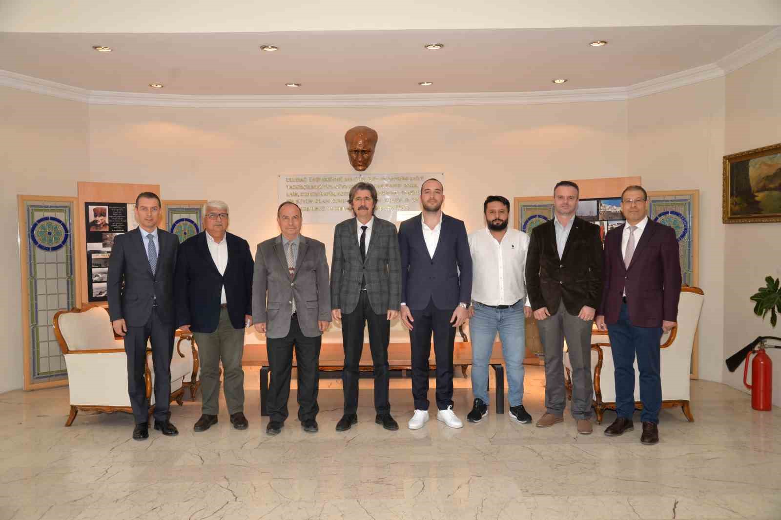 BURSA ULUDAĞ ÜNİVERSİTESİ’NİN (BUÜ) BİLİMSEL ARAŞTIRMAYA MERAKLI ÖĞRENCİLERİNE OTOMOTİV VE