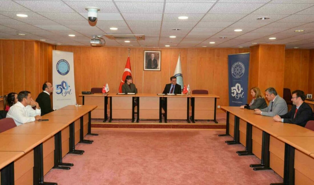 Atçılık Myo öğrencilerine kulüp desteği Bursa Uludağ Üniversitesi (BUÜ) Mennan Pasinli Atçılık Meslek Yüksekokulu’nda eğitim