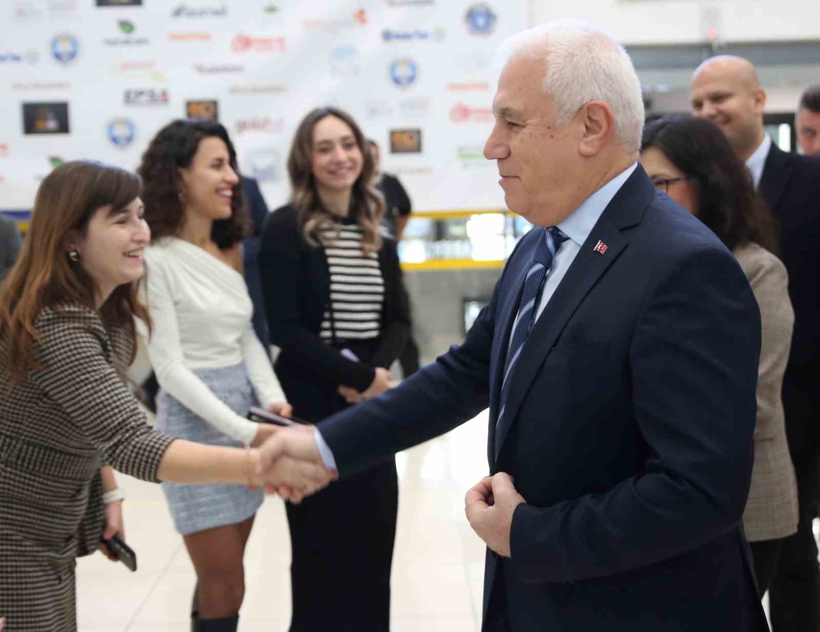 TMMOB MİMARLAR ODASI BURSA ŞUBESİ TARAFINDAN GELENEKSEL OLARAK HER YIL