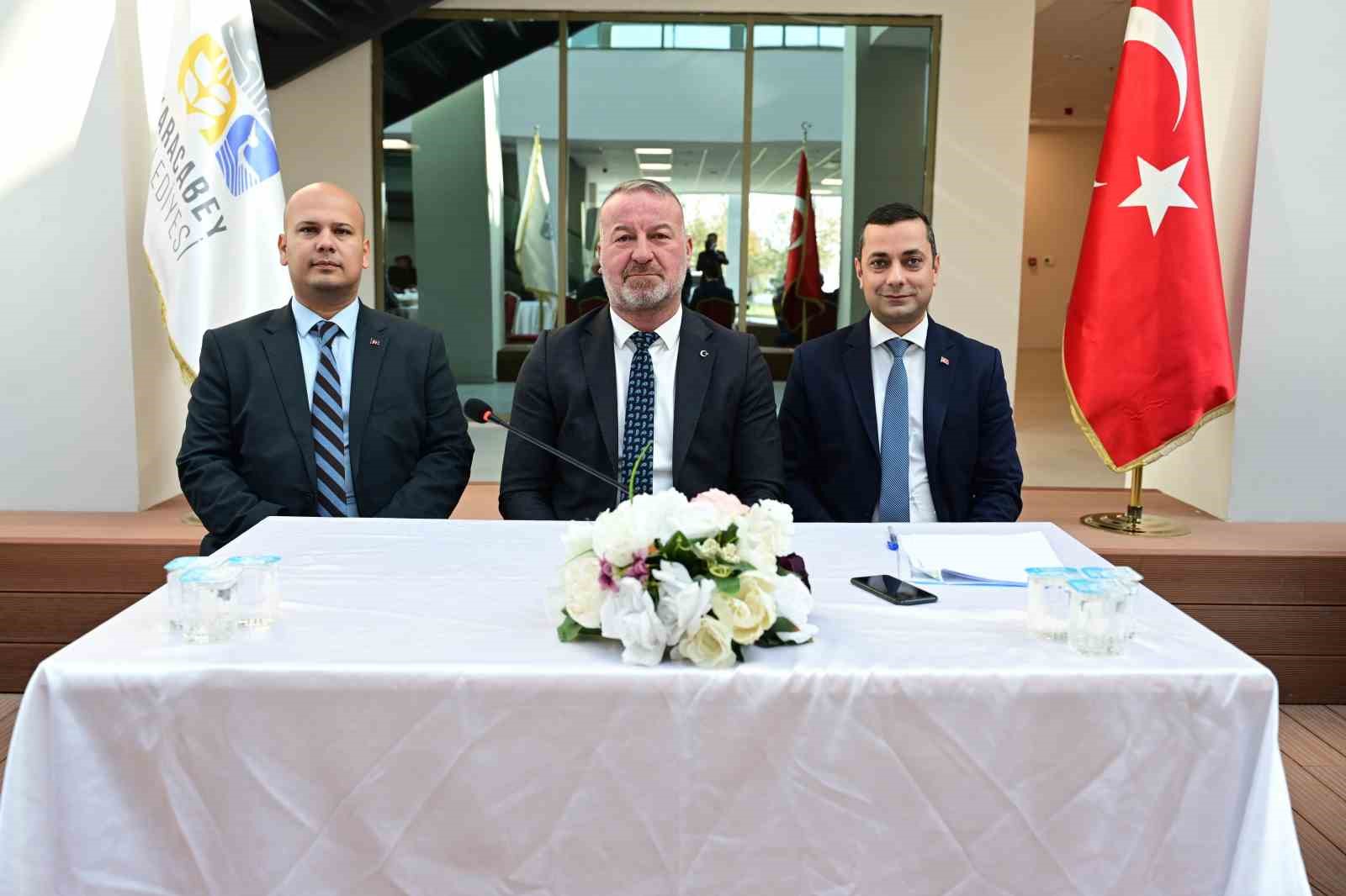 BAŞKAN FATİH KARABATI MUHTARLARLA BİR ARAYA GELDİ