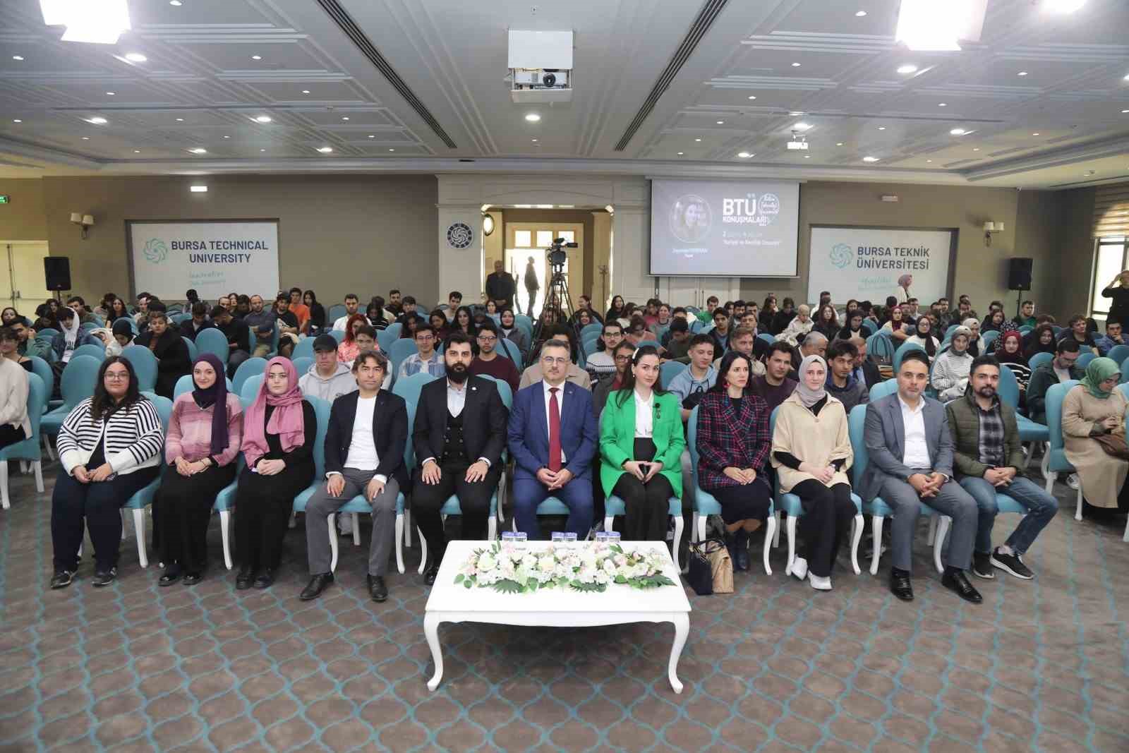 BTÜ KONUŞMALARI’NIN KONUĞU YAZAR ZEYNEP MERDAN OLDU